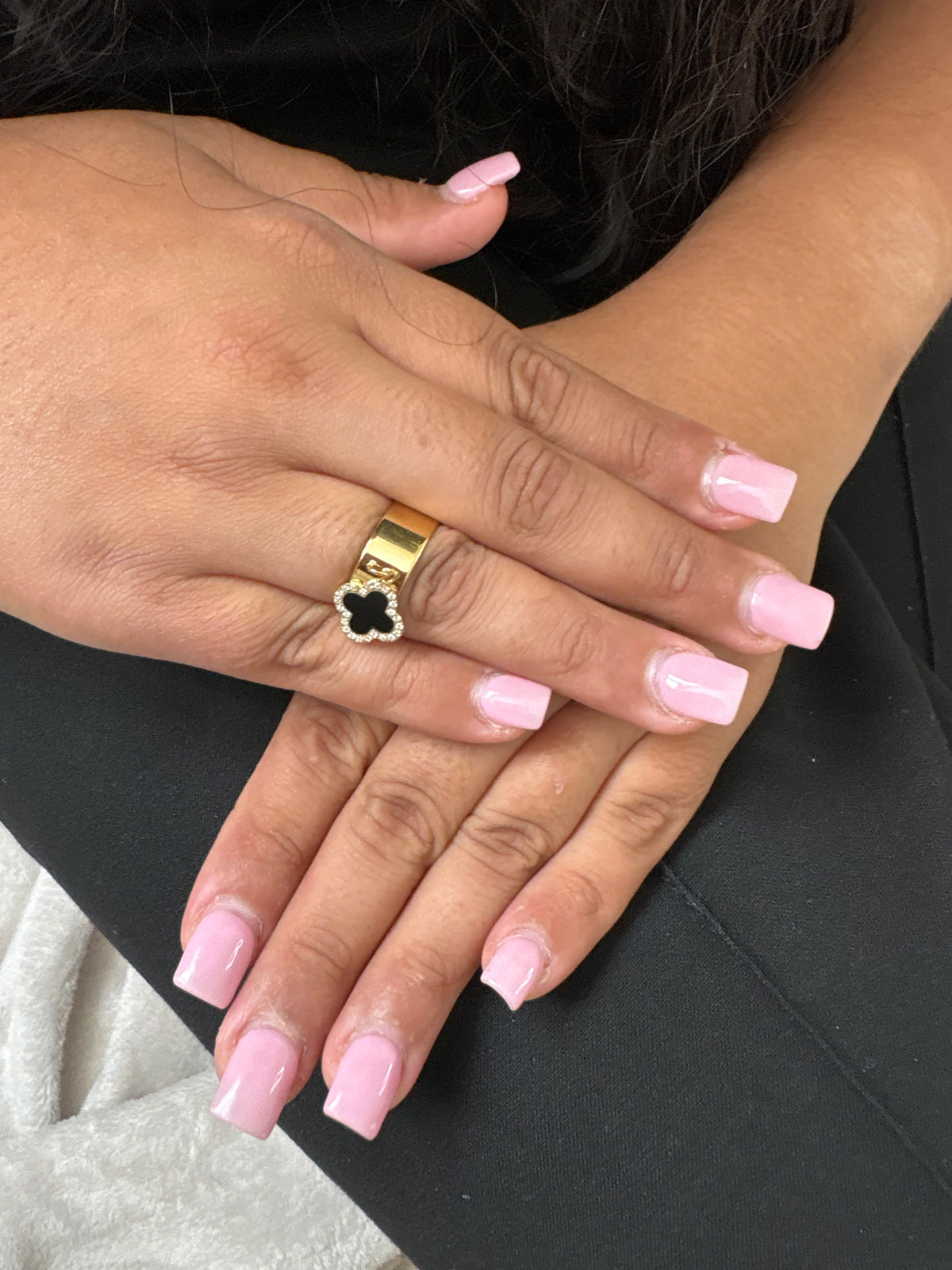 Bague trèfle noir